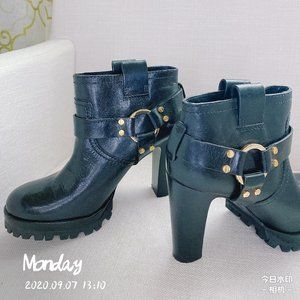 Tory Burch booties, size 8.5, never worn